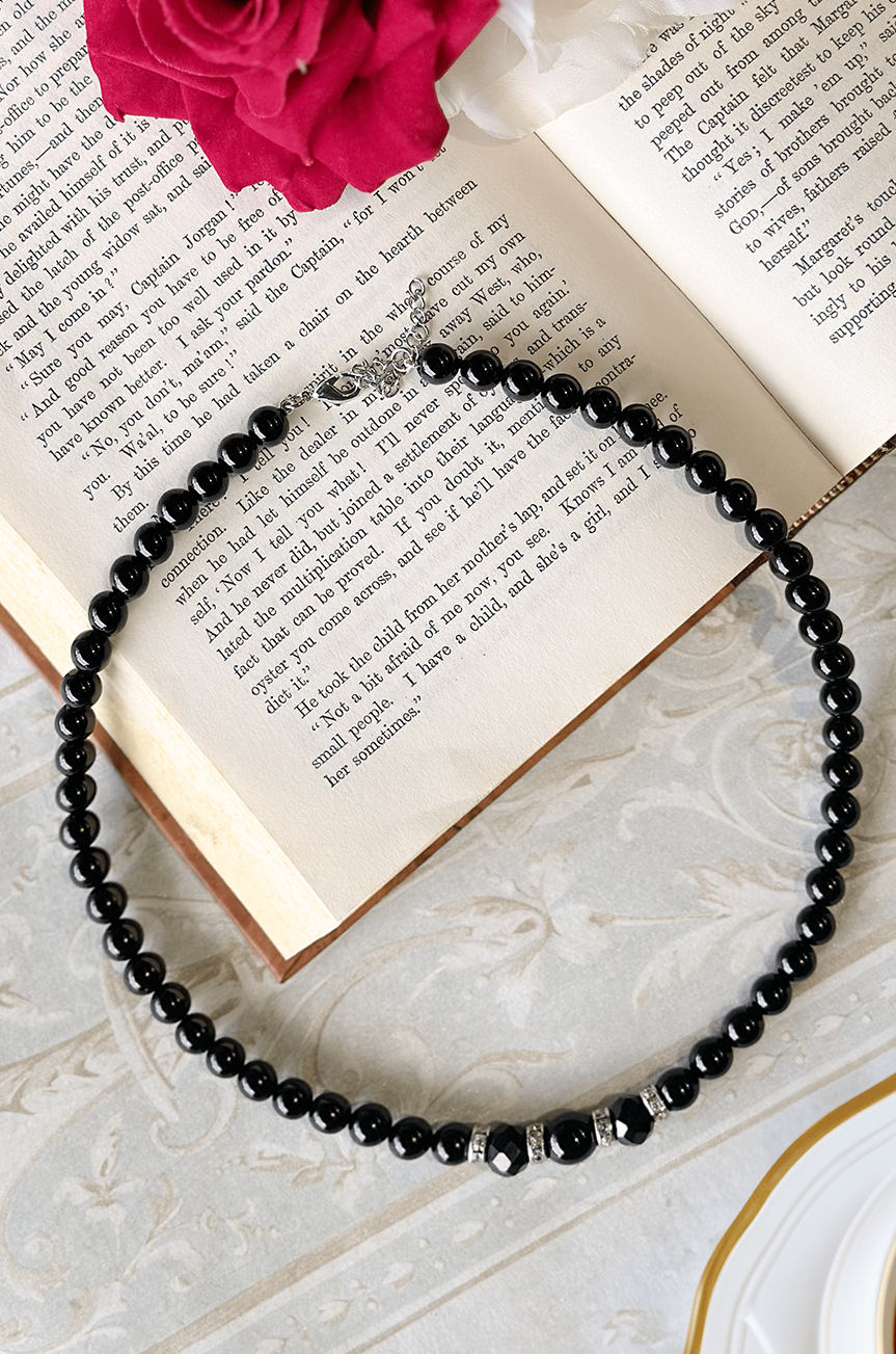 Juliette Pearl Necklace (Black)