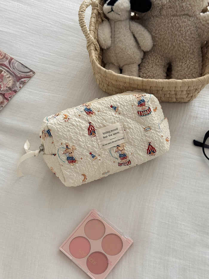 Rabbit Paradise Makeup Bag Travel Portable Large-Capacity Toiletry Bag 🇨🇳