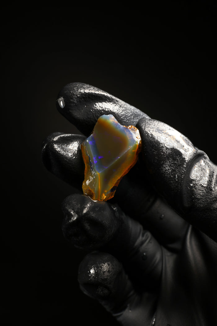 3.93g Rough Ethiopian Welo Specimen Opal