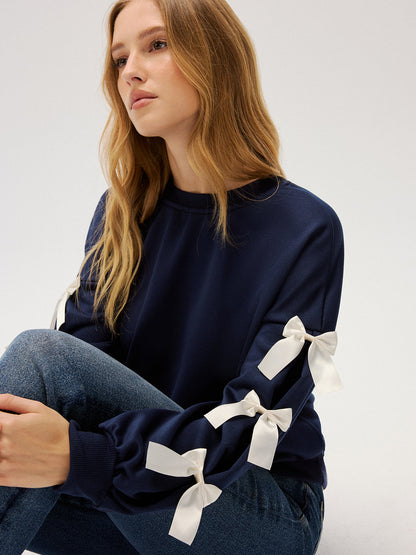 Crew Neck Bow Accent Sweatshirt