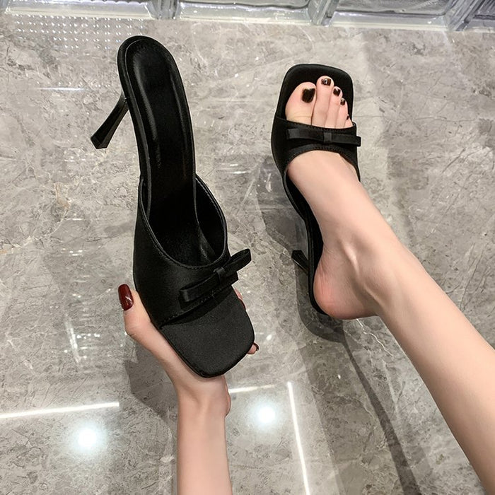 Amélie T-strap stiletto heel with bow detail