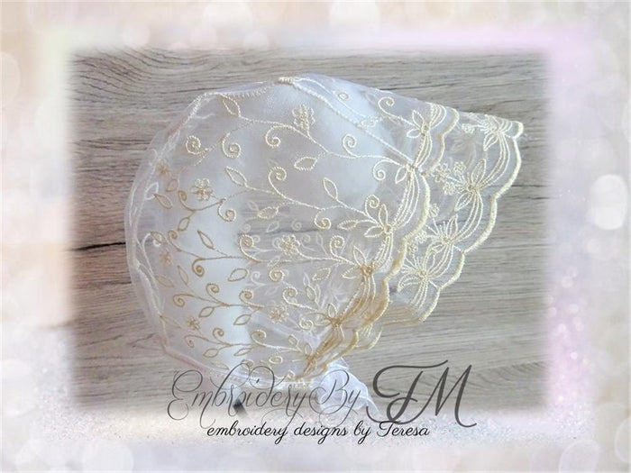 Baby Bonnet on organza / 5x7 hoop