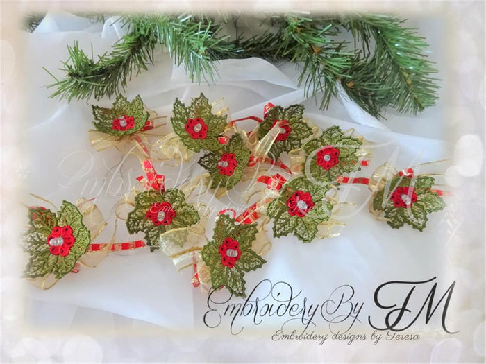 Christmas Lights - Holly / 4x4 hoop