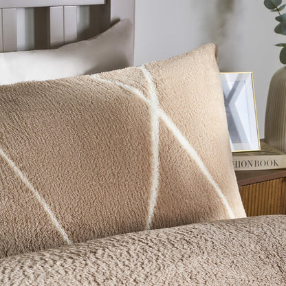 Diamond Check Teddy Fleece Duvet Cover Set - Natural 🇬🇧