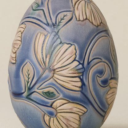 Close-up details of the ceramic handcrafted egg.