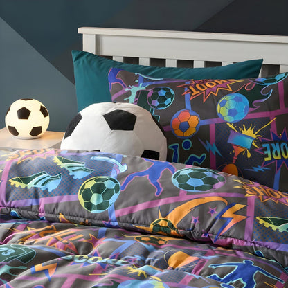 Football Comic Coverless 10.5 Tog Duvet Set, Multi - Single 🇬🇧