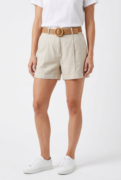 Linen Pleated Shorts w/ Woven Ratten Strech Belt