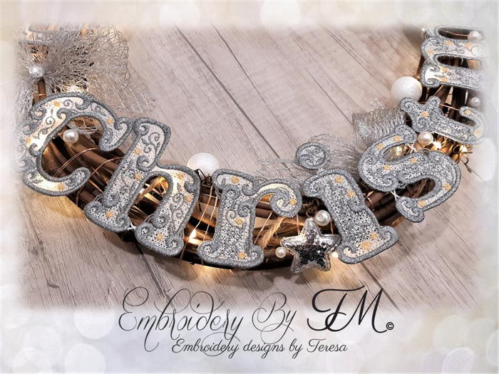 Merry Christmas / 11 letters / 4x4 hoop
