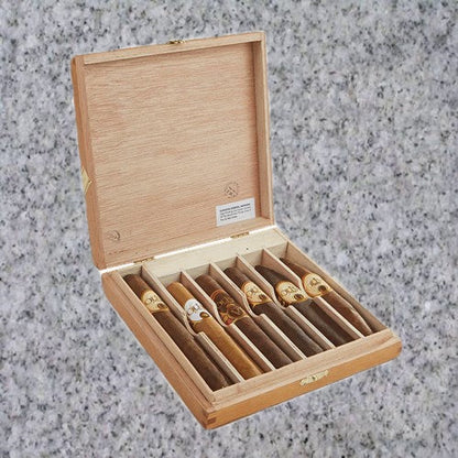 Oliva: VARIETY SAMPLER BOX - 6 CIGARS