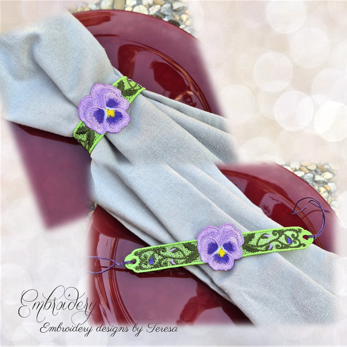 Pansy - napkin holder or bracelet?/5x7 hoop/ two sizes