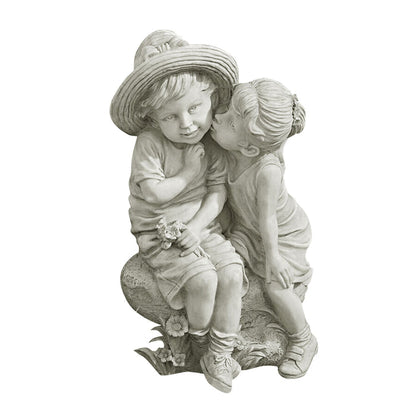 Resin Ornaments Garden Decoration Little Boy Girl Kiss Statue 🇨🇳