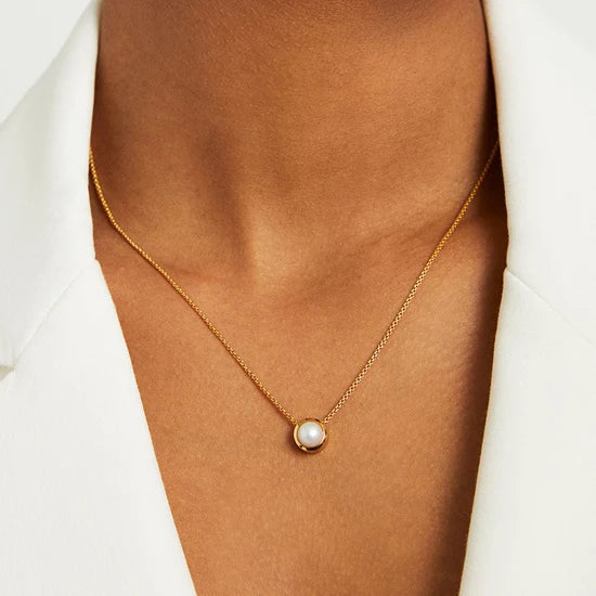 Signature Midi Knockout Pendant- Pearl