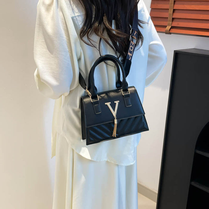 Womens Fashion Solid-Color Tassel Crossbody Bag 🇨🇳